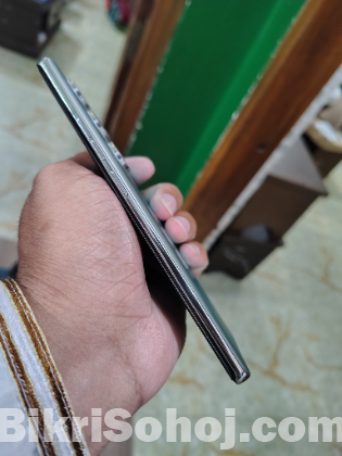 Tecno camon 40 pro